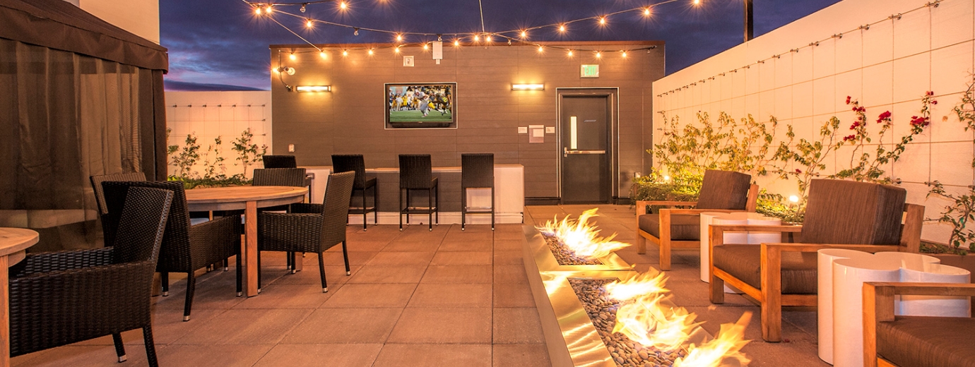 Gallery Stanford Colonnade Apartments